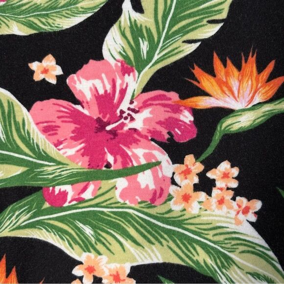 Catherines Black and Pink Floral Short Sleeve T-Shirt Women’s 14/16W. - Picture 6 of 10